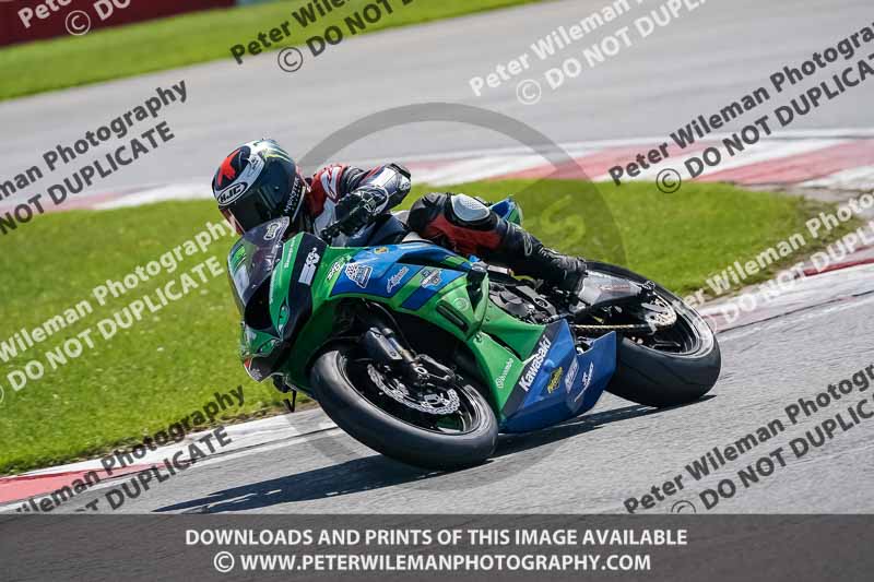 donington no limits trackday;donington park photographs;donington trackday photographs;no limits trackdays;peter wileman photography;trackday digital images;trackday photos